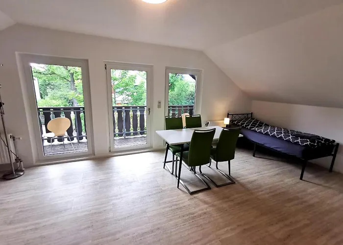 Monteur-haus Prignitz Biesdorf, Marzan, Hellersdorf Берлин